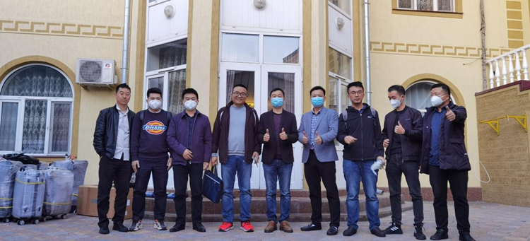 图2：第一批人员进场_副本.jpg
